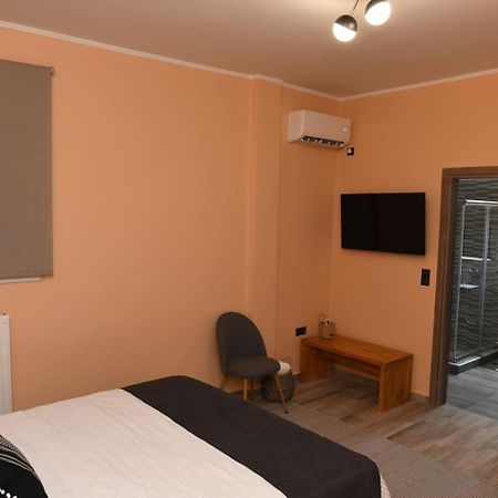 Konstantina Apartment Athens Exterior photo